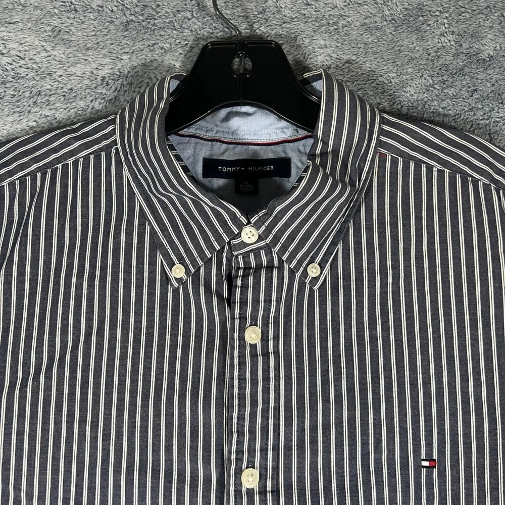 Tommy Hilfiger Mens XL Blue White‎ Striped Button Down Shirt Long Sleeve